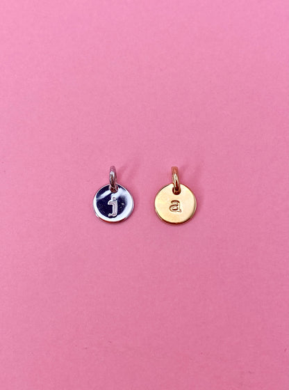 Pendentif lettre ronde